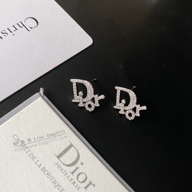 Dior飾品 迪奧經典熱銷款字母簡約耳釘耳環  zgd1313